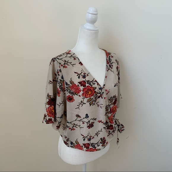 Xhilaration Floral Wrap Top w Front Tie - Picture 3 of 7